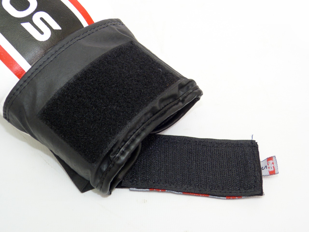 GUANTIN SONNOS TRICOLOR HOMOLOGADO RECREATIVO (con puño y velcro)