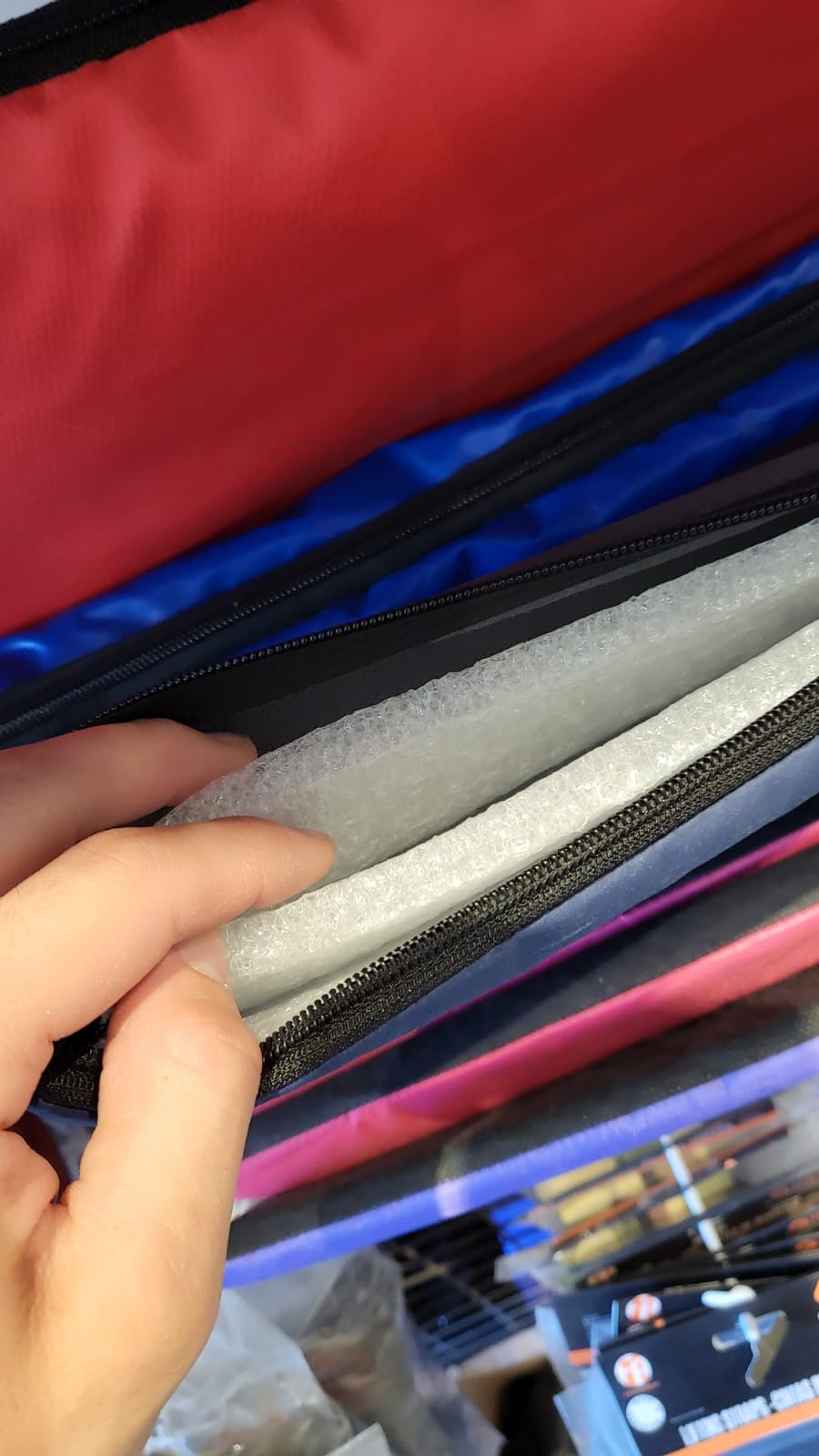 COLCHONETA DE 100 X 50 X 4 CM CON CIERRE
